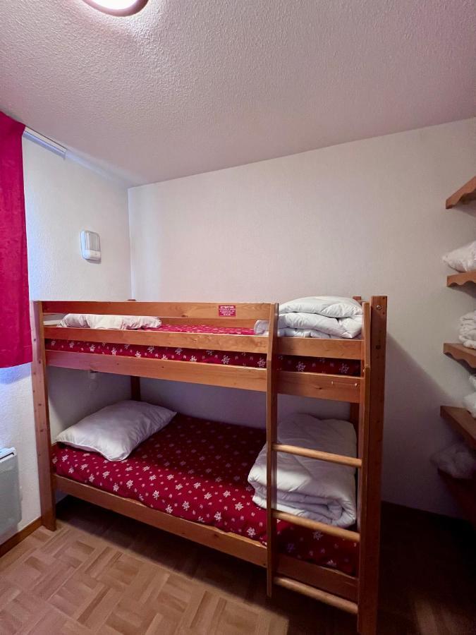 Appartement 4 Personnes Avec Piscine Interieure Пюи-Сен-Венсан Екстериор снимка