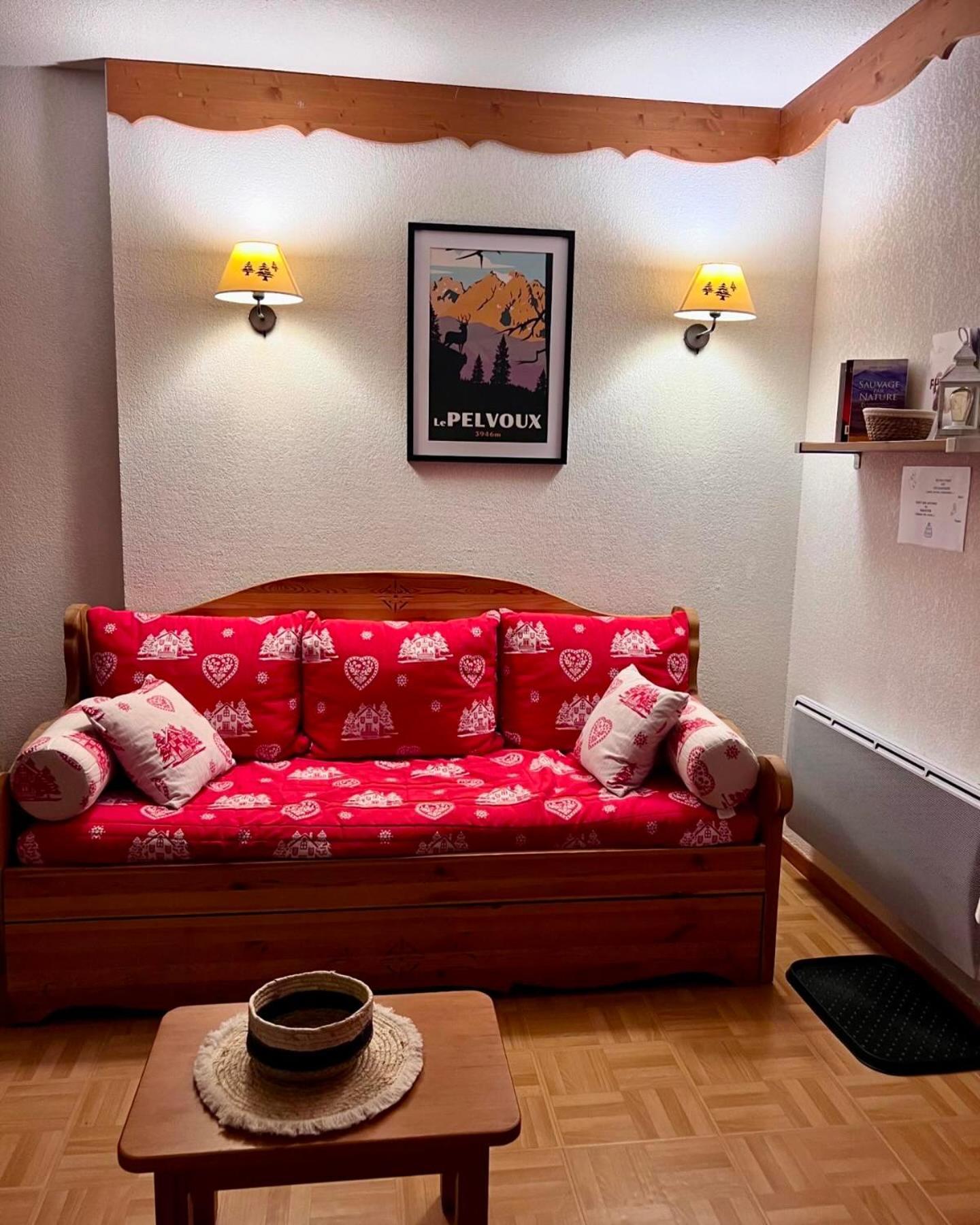 Appartement 4 Personnes Avec Piscine Interieure Пюи-Сен-Венсан Екстериор снимка